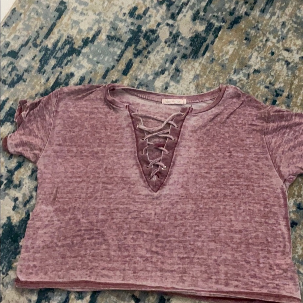 Short sleeve crop